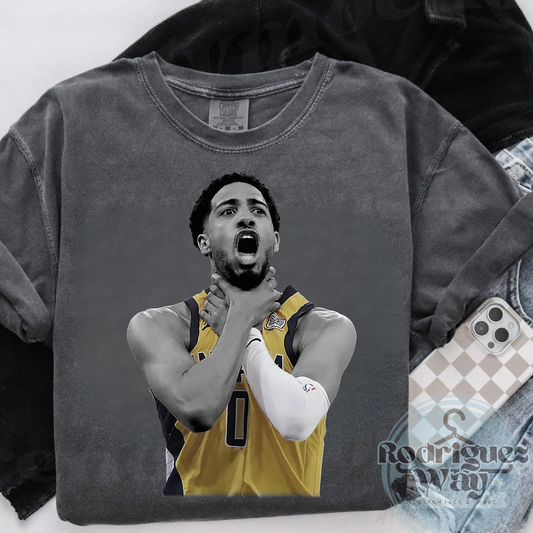 Hali Choke Tee